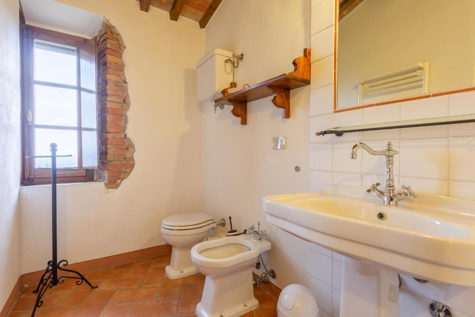 Villa Podere Belvedere Сиена Екстериор снимка