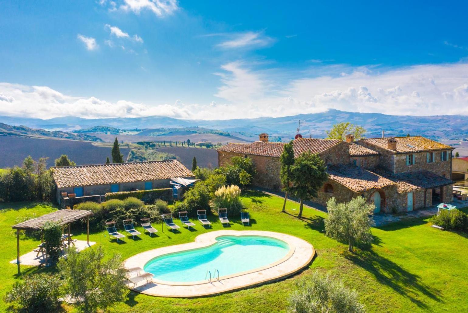 Villa Podere Belvedere Сиена Екстериор снимка